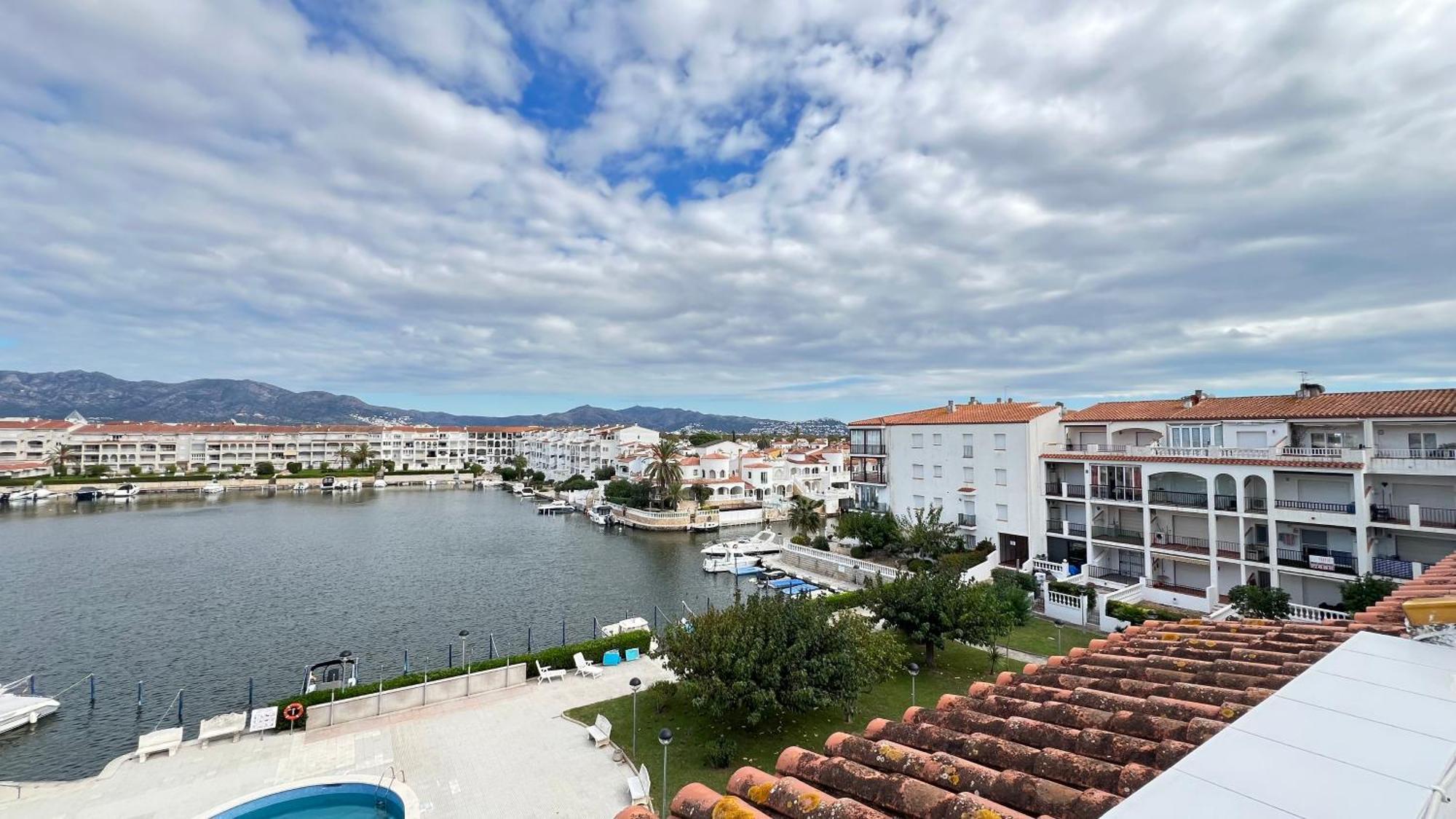 Apartamento Gran Lago Con Vistas Al Canal Empuriabrava Esterno foto