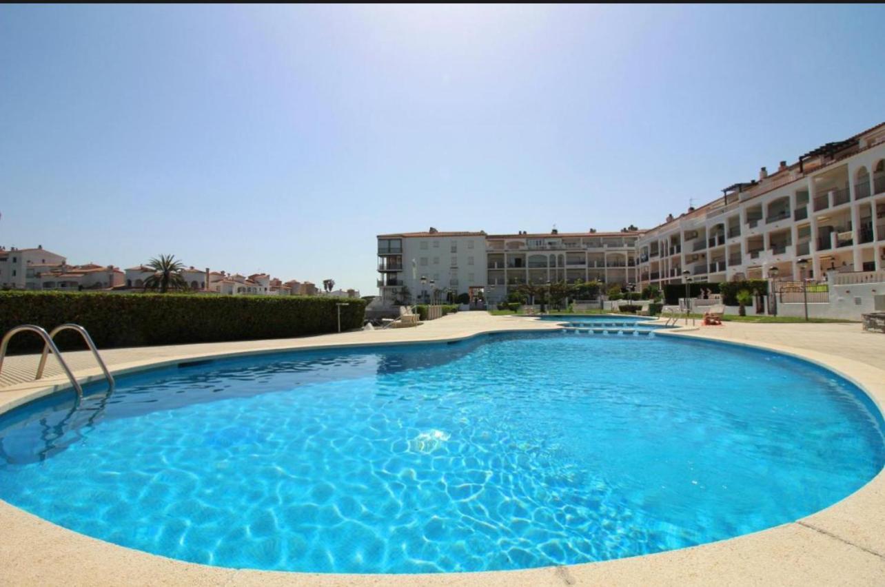 Apartamento Gran Lago Con Vistas Al Canal Empuriabrava Esterno foto